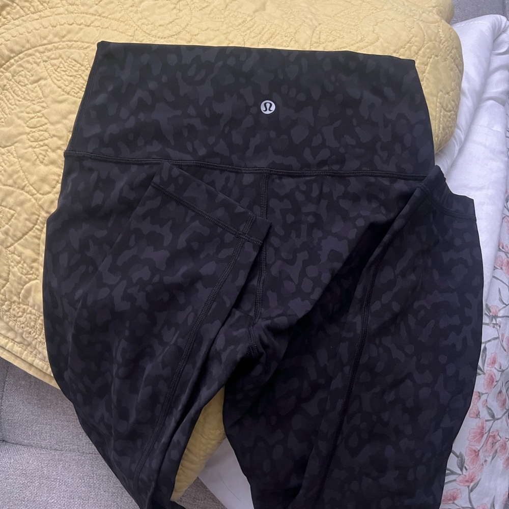 Lululemon Black Patterned Leggings